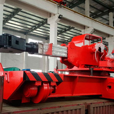 有轨锻造装取料机